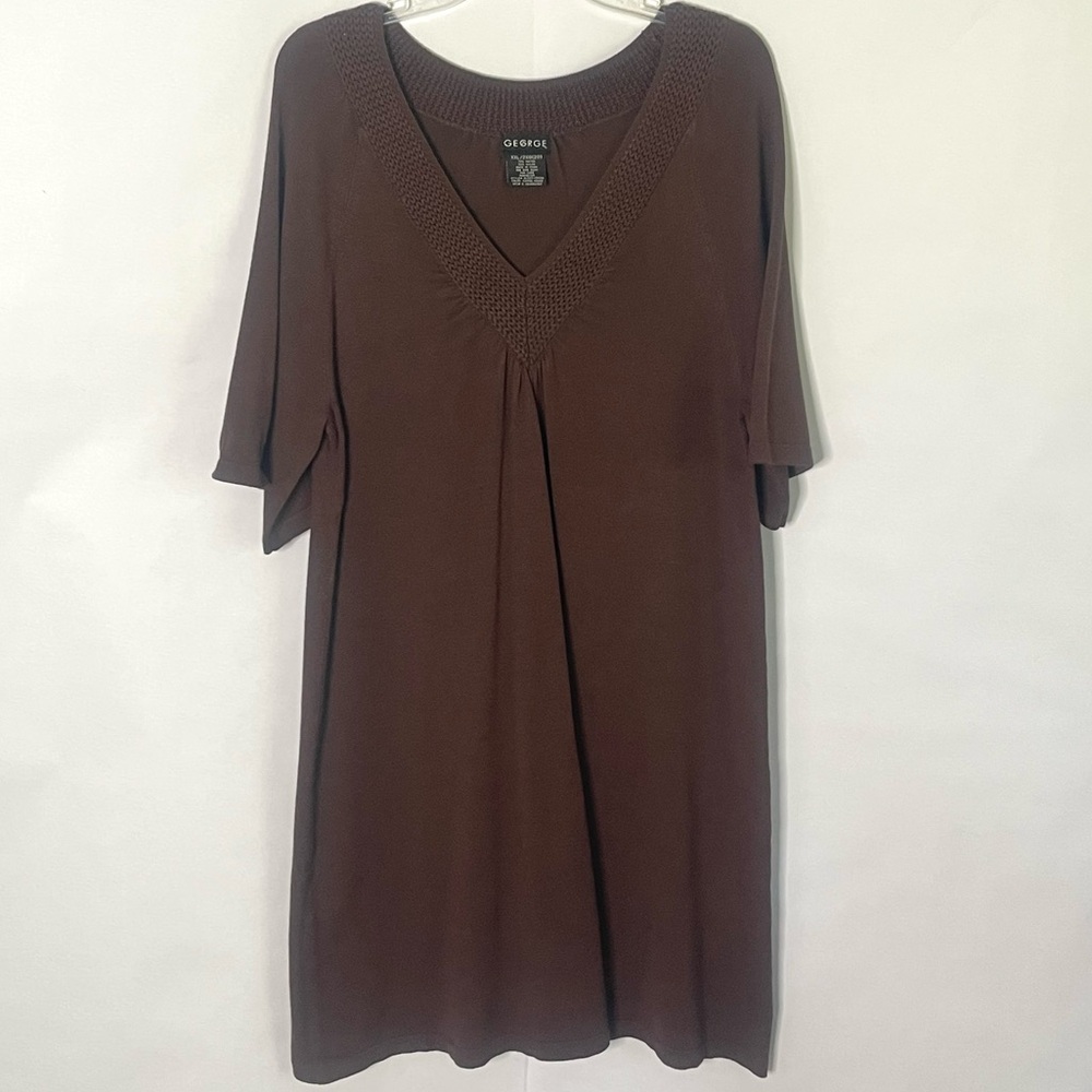 Midi sweater dress short sleeve women’s Size 2XL vneck crochet neckline brown